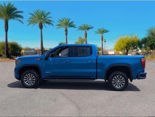 Dynamic Blue 2022 GMC Sierra 1500 AT4