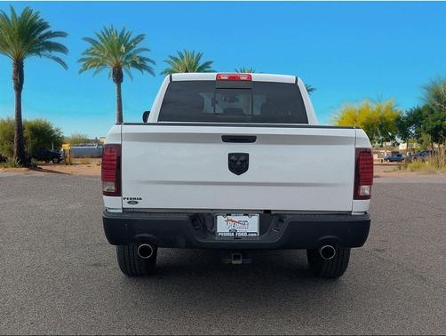 Bright White Clearcoat 2019 RAM 1500 Classic Warlock Crew Cab 4x2 5'7' Box