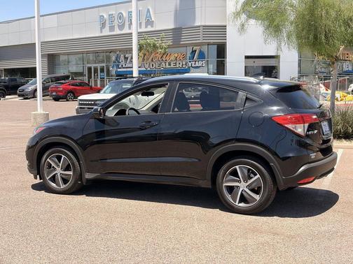 Crystal Black Pearl 2022 Honda HR-V EX