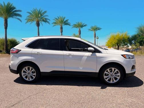 Star White Metallic Tri-Coat 2021 Ford Edge Titanium