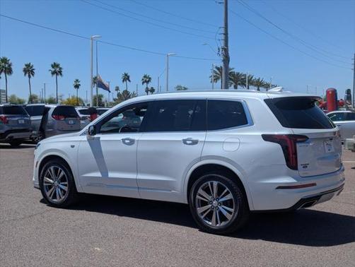 2022 Cadillac XT6 Premium Luxury AWD
