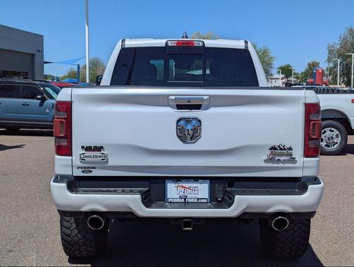 Ivory White Tri-Coat Pearlcoat 2022 RAM 1500 Longhorn