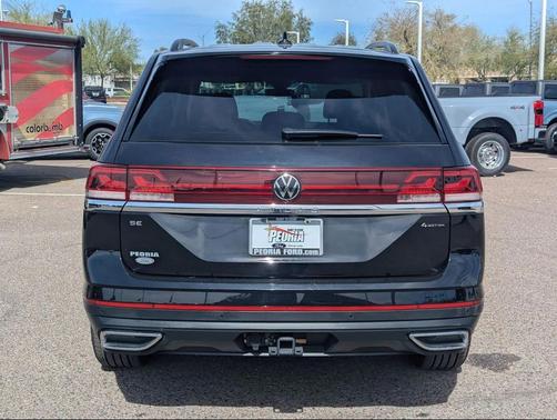 2025 Volkswagen Atlas 2.0T SE w/Technology 4MOTION