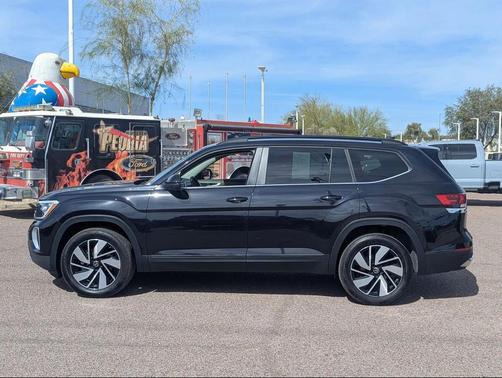 2025 Volkswagen Atlas 2.0T SE w/Technology 4MOTION