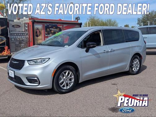 2024 Chrysler Pacifica Touring L