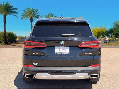 Jet Black 2020 BMW X5 sDrive40i