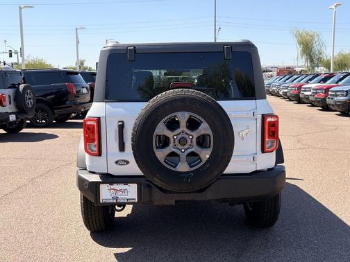 Oxford White 2026 Ford Bronco Big Bend