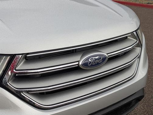 2015 Ford Edge SE