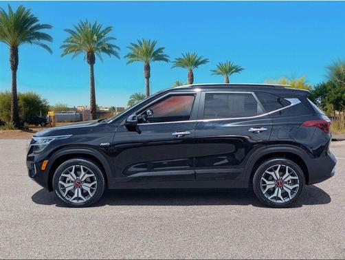 Cherry Black 2023 Kia Seltos SX Turbo