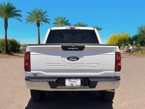 Oxford White 2024 Ford F-150 XLT
