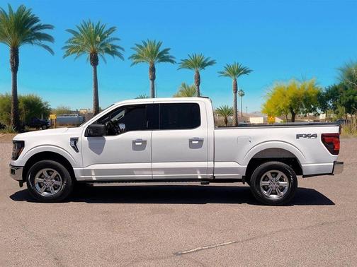 Oxford White 2024 Ford F-150 XLT
