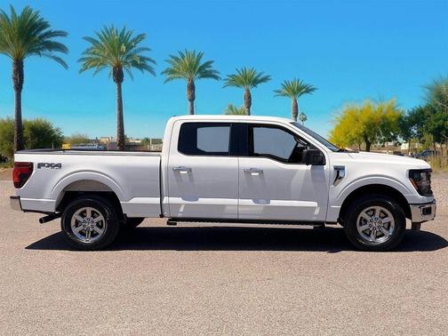 Oxford White 2024 Ford F-150 XLT