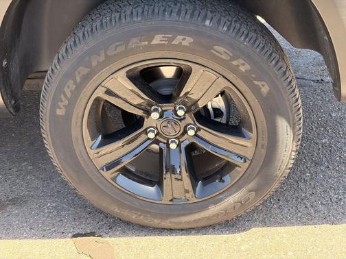 Granite Crystal Metallic Clearcoat 2024 RAM 1500 Classic Warlock Quad Cab 4x4 6'4' Box