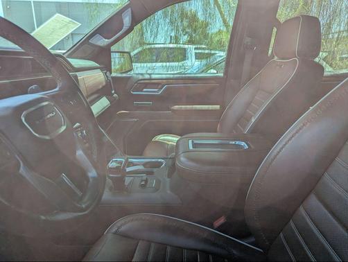 White Frost Tricoat 2022 GMC Sierra 1500 Denali Ultimate