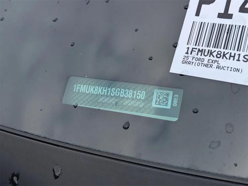 2025 Ford Explorer ST-Line