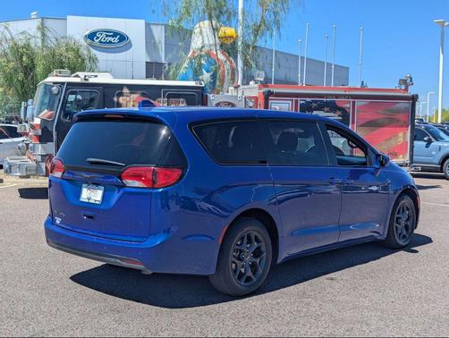 2020 Chrysler Pacifica Touring