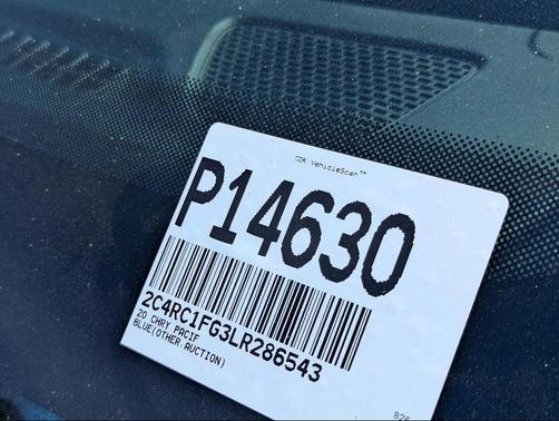 2020 Chrysler Pacifica Touring