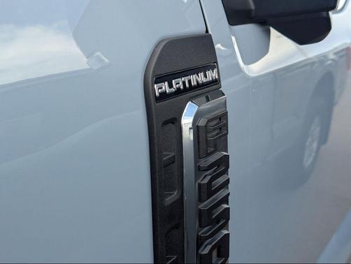 2026 Ford F-250 Platinum