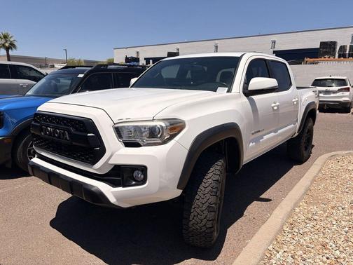 Super White 2016 Toyota Tacoma TRD Off Road