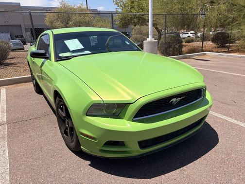 Gotta Have It Green Metallic Tri-Coat 2014 Ford Mustang V6