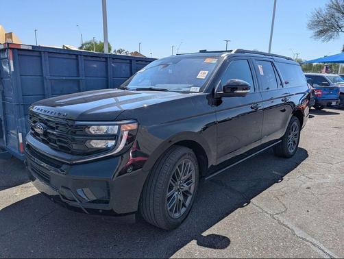Agate Black 2025 Ford Expedition Max Platinum