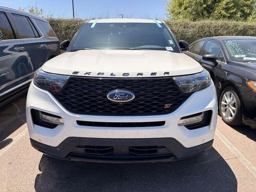 Star White Metallic Tri-Coat 2022 Ford Explorer ST