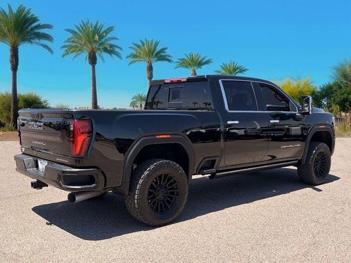 Onyx Black 2026 GMC Sierra 2500 Denali Ultimate