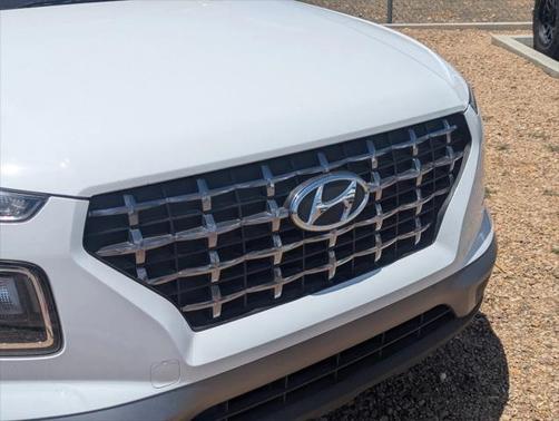 2020 Hyundai VENUE SEL