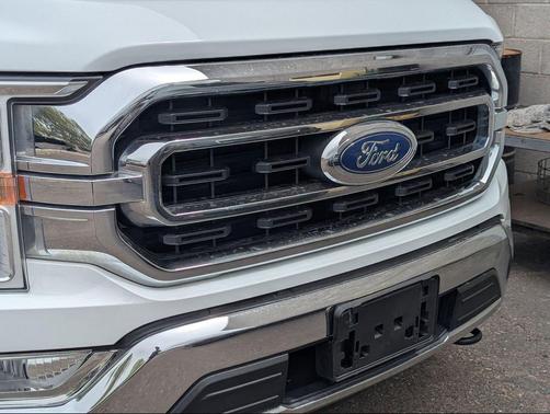 Oxford White 2023 Ford F-150 XL