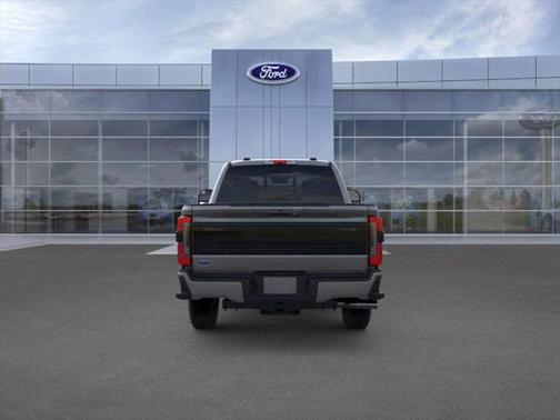 2025 Ford F-250 Platinum