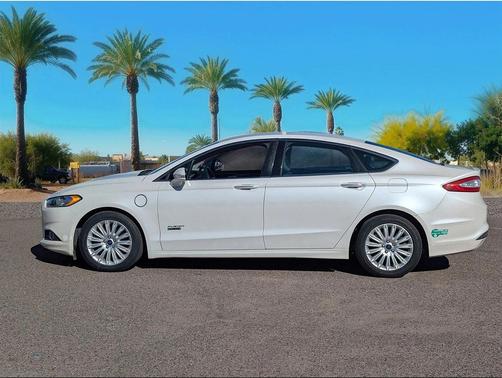 2016 Ford Fusion Energi SE Luxury