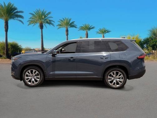 Cloud 2025 Toyota Grand Highlander Limited