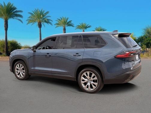 Cloud 2025 Toyota Grand Highlander Limited