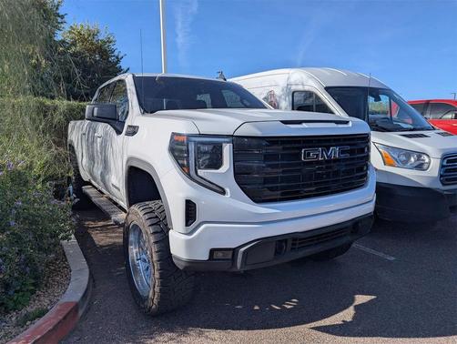 2022 GMC Sierra 1500 Elevation