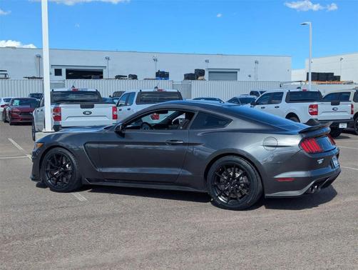 2017 Ford Shelby GT350 Base
