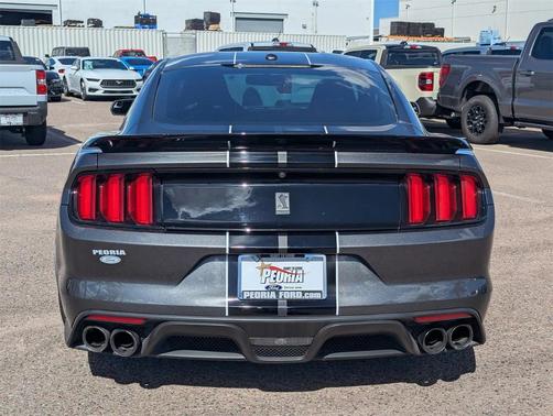 2017 Ford Shelby GT350 Base