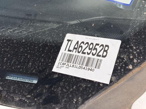 Bright White Clearcoat 2020 Jeep Cherokee Latitude Plus