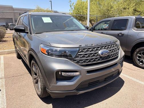 Carbonized Gray Metallic 2023 Ford Explorer XLT