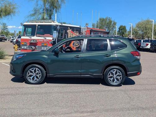 2024 Subaru Forester Premium