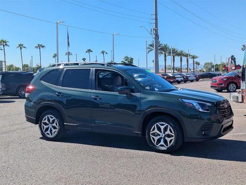 2024 Subaru Forester Premium