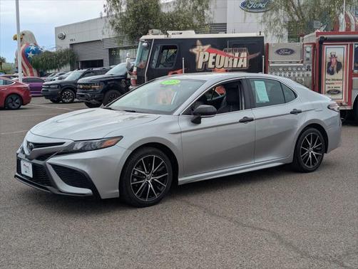 2023 Toyota Camry SE