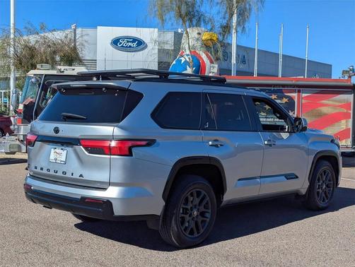 2024 Toyota Sequoia Platinum