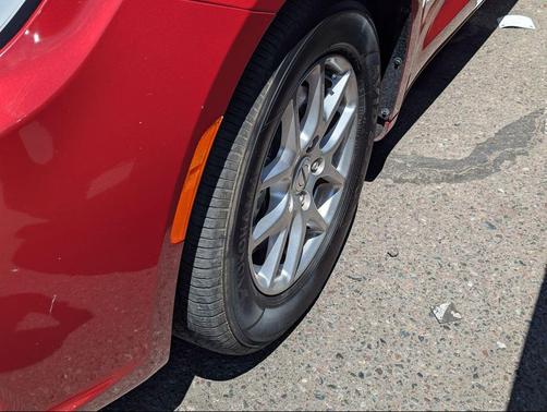 Red Hot Pearlcoat 2025 Chrysler Pacifica L