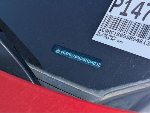 Red Hot Pearlcoat 2025 Chrysler Pacifica L