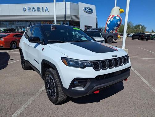 2024 Jeep Compass Trailhawk