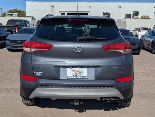 2017 Hyundai TUCSON Night