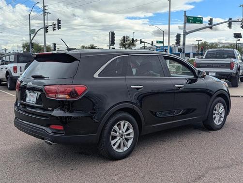 2019 Kia Sorento L