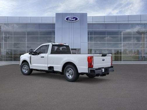 2025 Ford F-350 XL
