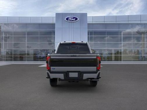 2025 Ford F-350 Platinum