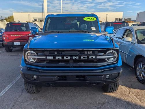 2024 Ford Bronco Outer Banks